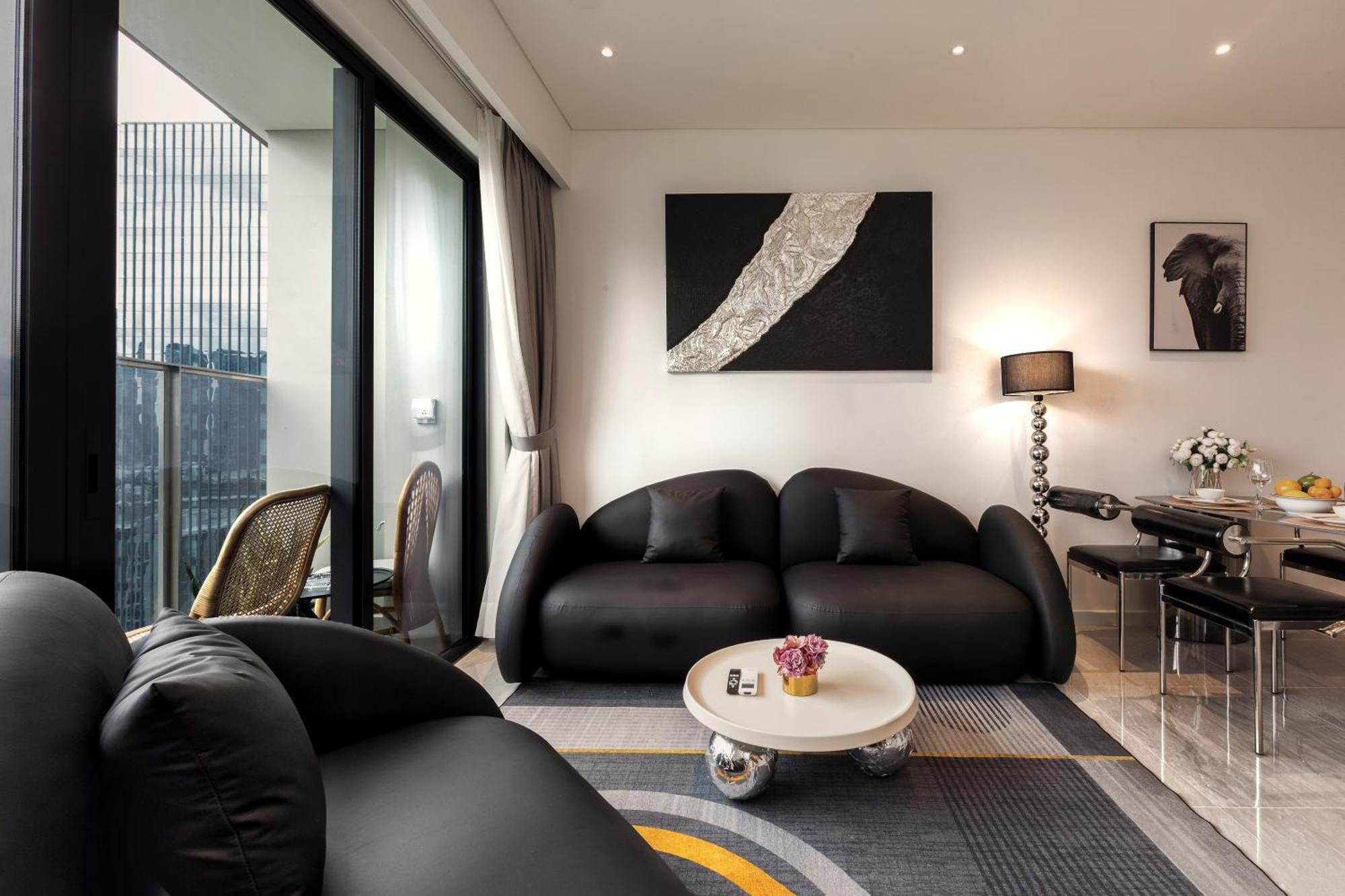 The Opera Apartment Cental Saigon Free Pool-Gym-Sauna Room- Golf Mini Хошимин Екстериор снимка